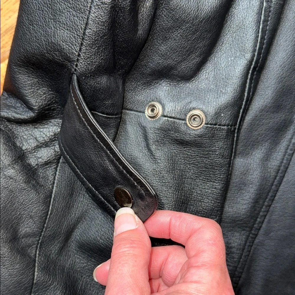 Real Comfort Leather Jacket - Picture 9 of 11